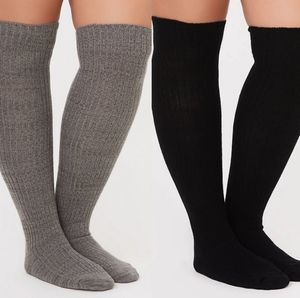 OVER-THE-KNEE SOCKS x2